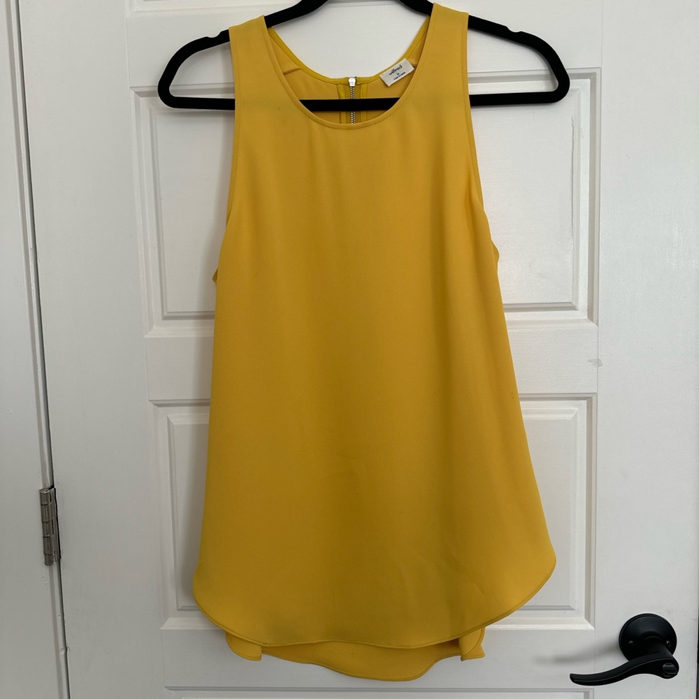 ARITZIA WILFRED SEVRES Sleeveless Yellow blouse medium